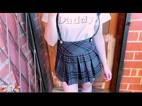 ❤️ Schoolgirl ດູດ dick ຂອງນາງເລິກແລະ fucks ແທນທີ່ຈະຫ້ອງຮຽນ. ️ ໜັງໂປ້ ທີ່ lo.xxxdeutschepornos.ru ❌❤